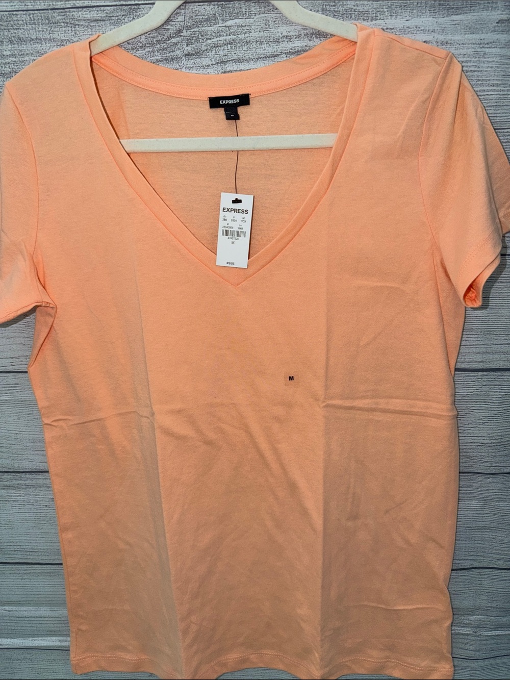 Express Peach V-Neck Short Sleeve Tee